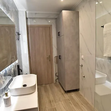 Apartment Comfort Spot 1